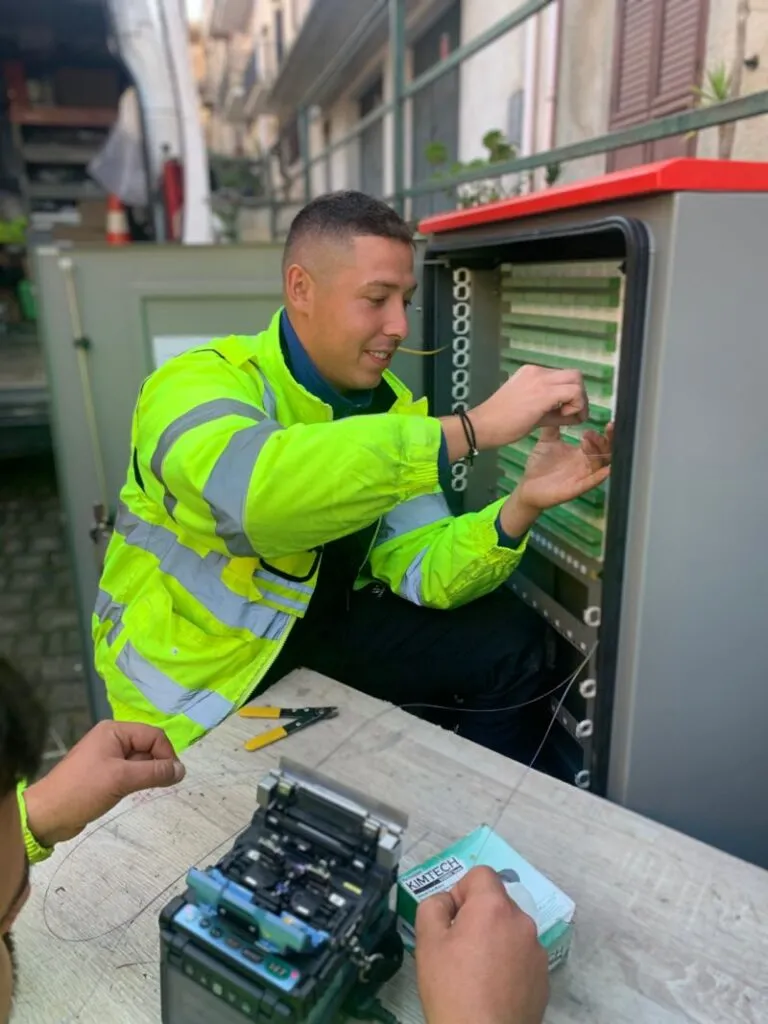 EDC Fiber Distribution Cabinet Termination