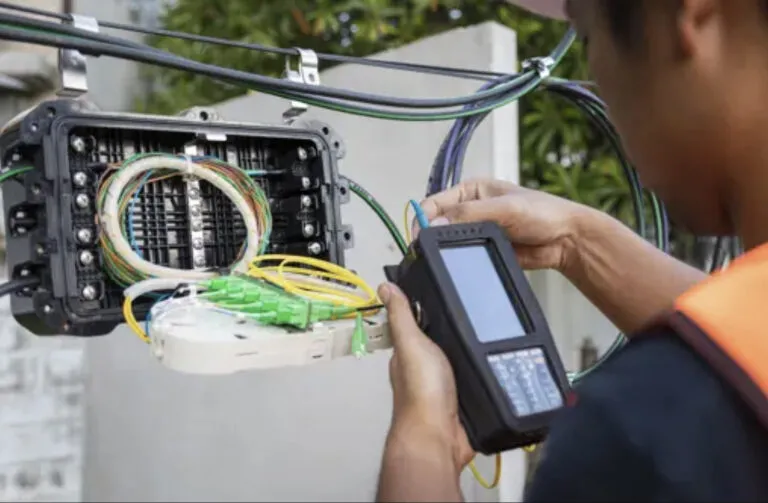 EDC_Fiber Pole Mount Distribution Box_OTDR